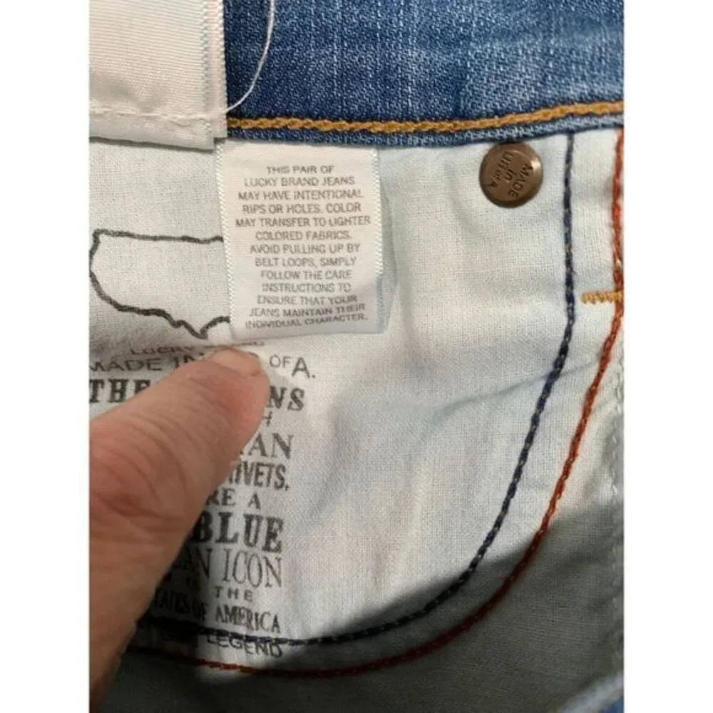 Lucky Brand Distressed Jeans with Released Hem Size 8/29 Charlotte rail,‎ USA